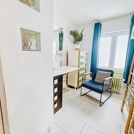 Isaelle - Location De Meubles De Tourisme براي دون